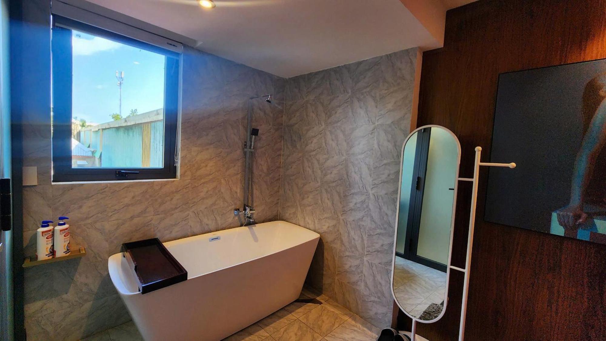 Khach San Nha Minh Hotel Cai Rang Buitenkant foto