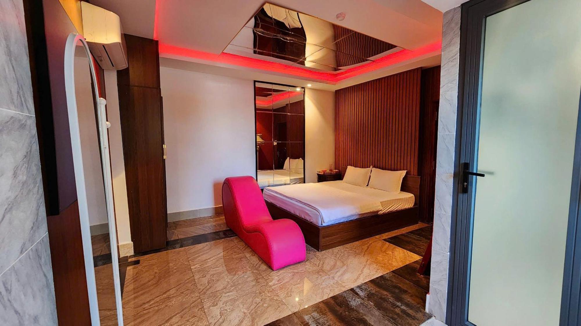 Khach San Nha Minh Hotel Cai Rang Buitenkant foto