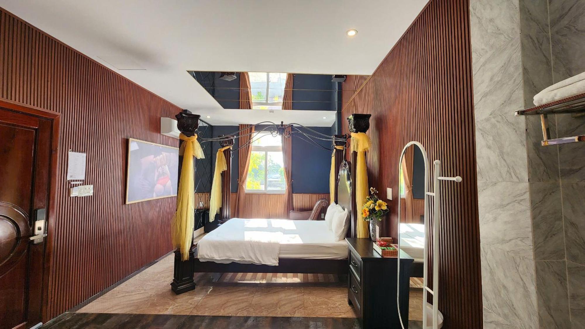 Khach San Nha Minh Hotel Cai Rang Buitenkant foto